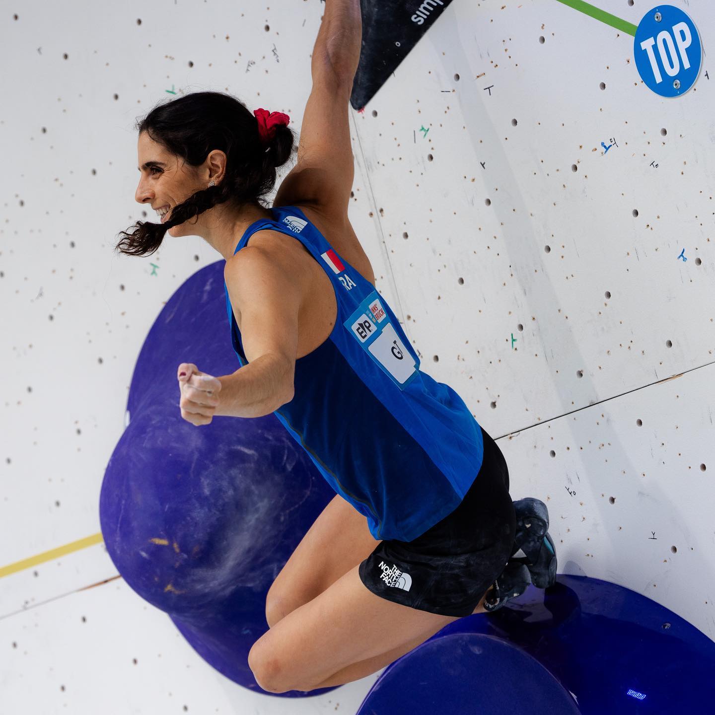 Fanny GIBERT finaliste de la Coupe du Monde de bloc de Innsbruck, Oriane BERTONE 7e