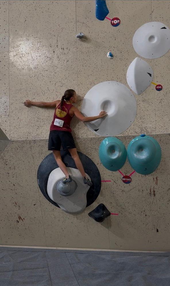 Iloé CHERIF MICHEL sélectionnée en Equipe de France de bloc Jeunes