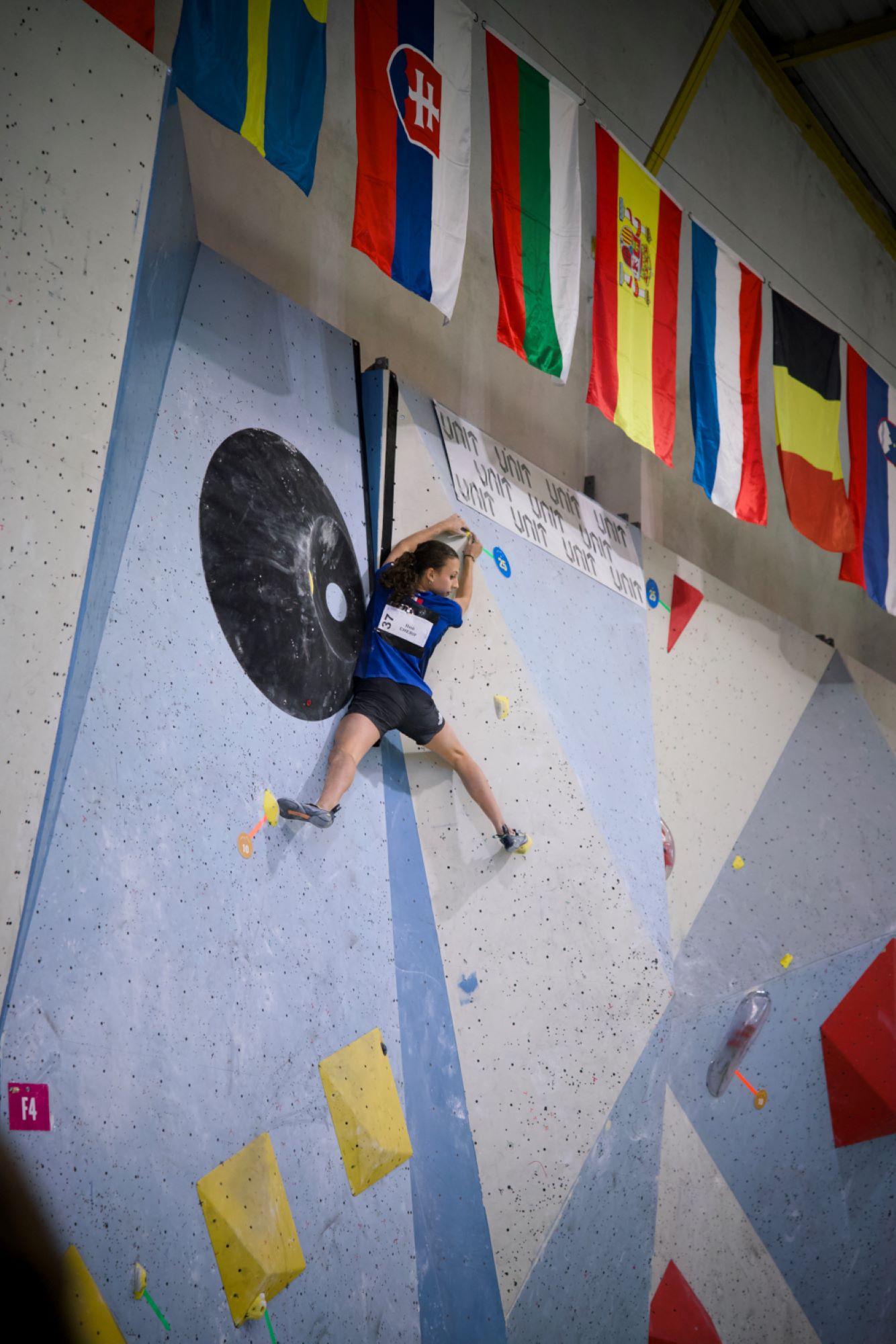Iloé CHERIF MICHEL au départ des Championnats d&rsquo;Europe de bloc Jeunes